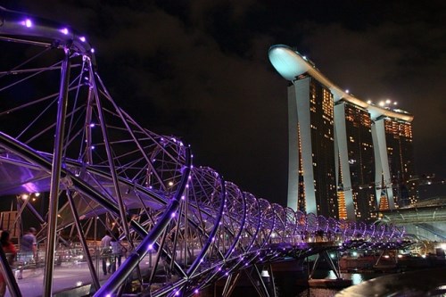 The Helix Bridge_Marina Bay, Singapore (500 x 333)