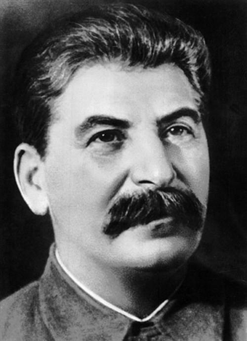 Stalin (500 x 689)