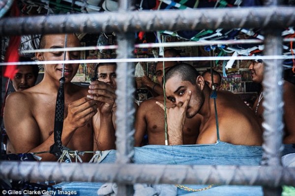 foto_věznice v El Salvadoru_4