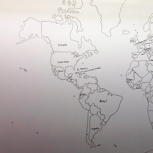 11-letý autistický chlapec umí nakreslit mapu světa zpaměti_3