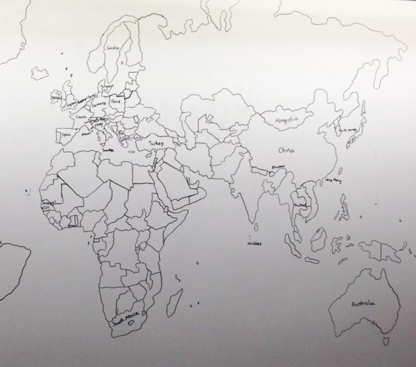 11-letý autistický chlapec umí nakreslit mapu světa zpaměti_4